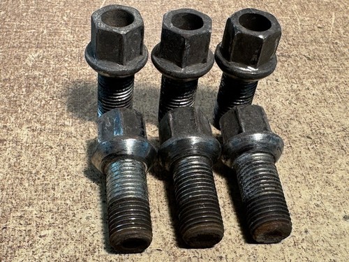 2012 audi wheel nuts - 8v,